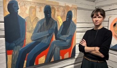 Galerii: Kristi Kangilaski avas Viljandis värviküllase akrüülmaalide näituse | Kunst