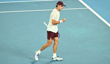 De Minaur ja Zverev kaotasid seti, aga said edasi | Tennis