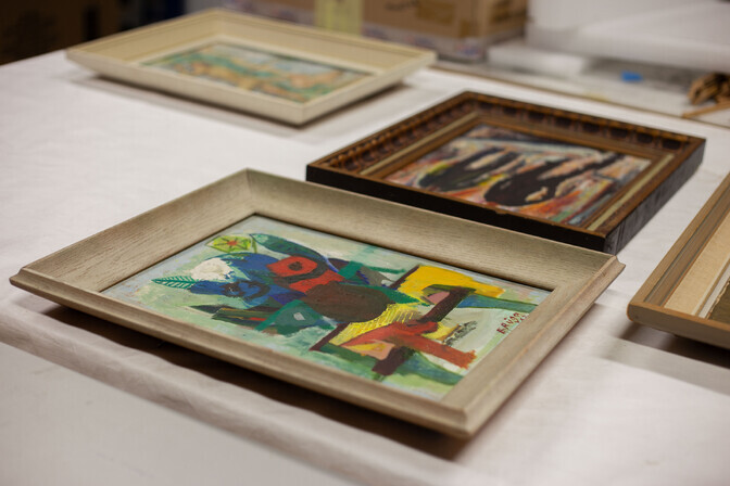 Kunstikoguja Evald Timuski järeltulijad kinkisid Kumule seitse Eesti kunstnike teost | Kunst