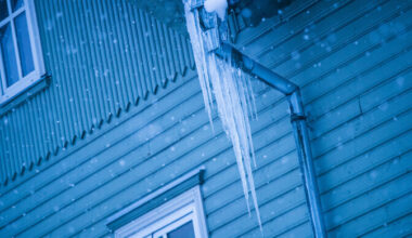 Tallinnas on tänavu mullusest rohkem ohtlikke jääpurikaid | Eesti