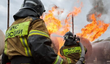 Venemaa Krasnodari krais süttis õhurünnakus naftatöötlemistehas | Välismaa
