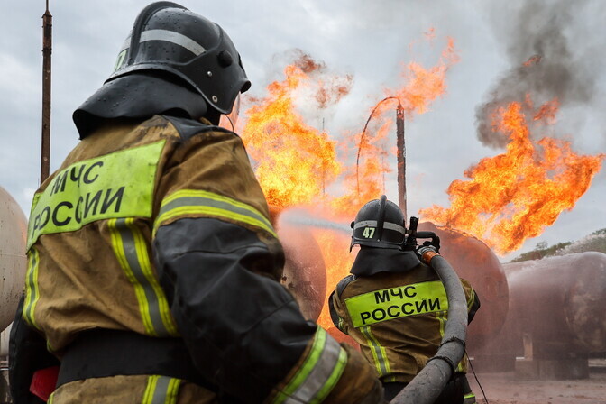 Venemaa Krasnodari krais süttis õhurünnakus naftatöötlemistehas | Välismaa