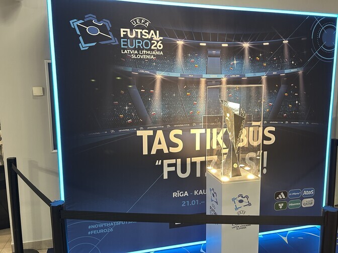 Teisena kindlustas koha veerandfinaalis tiitlikaitsja Portugal | Jalgpall