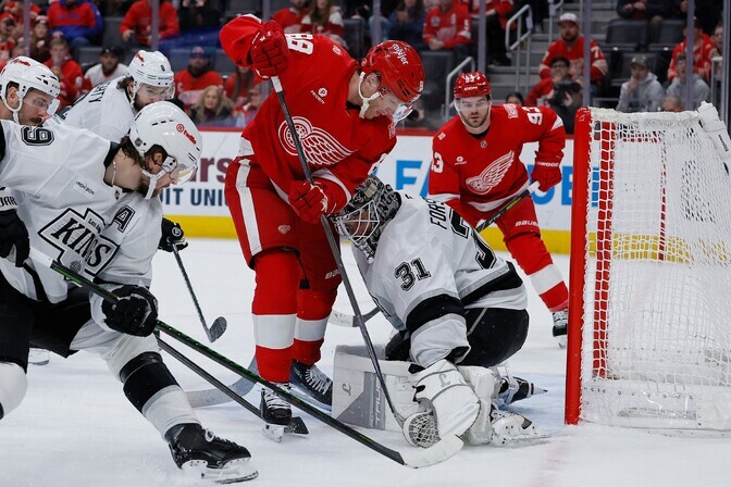 Kane kordas USA hoki rekordit, Läti vasakäär viskas esimese värava | Jäähoki