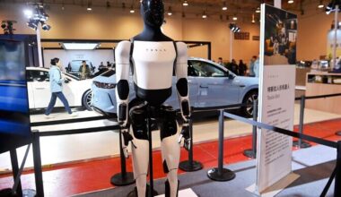 Tesla suunab uued investeeringud isejuhtivate autode ja humanoidrobotite arendamiseks | Välismaa