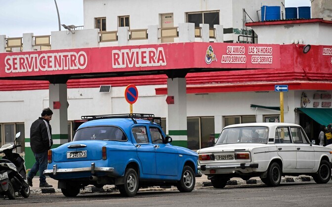 Trump ähvardab Kuubale naftat müüvaid riike tollidega | Välismaa