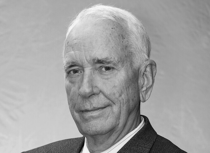 Suri akadeemik Ain-Elmar Kaasik | Teaduselu