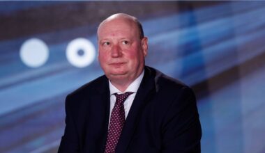 Politico: Euroopa komisjon vallandas Hololei pärast sisejuurdlust seoses Katari kingitustega