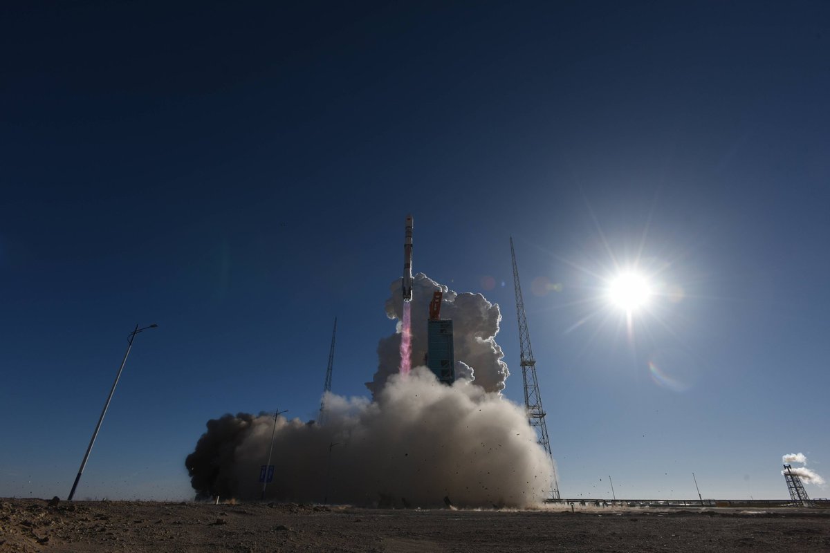 Peagi naaseb Maa atmosfääri ebatavaliselt suur kosmoseobjekt, mis võib häirida lennuliiklust