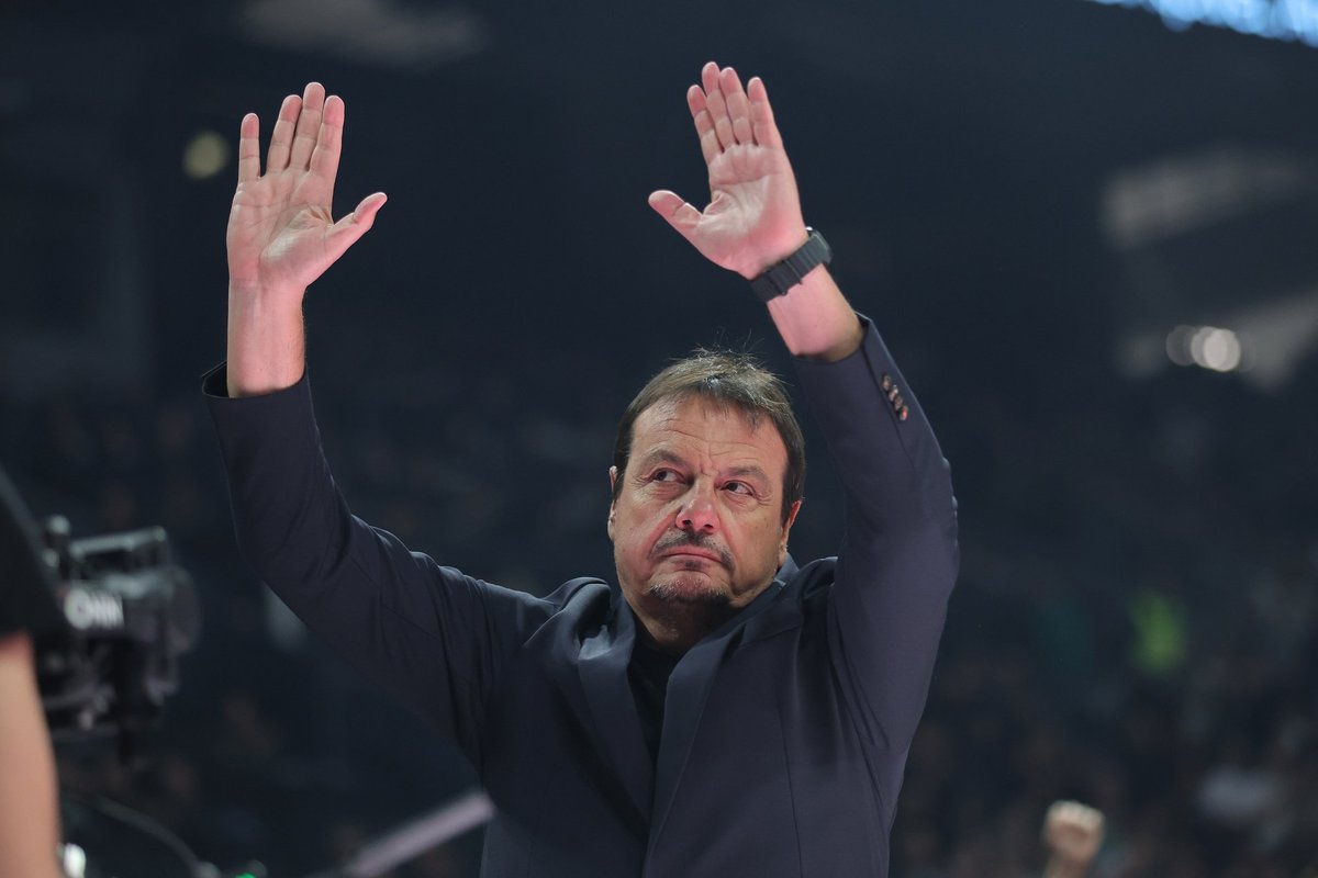 Ergin Ataman kritiseeris kaotuse järel oma mängijaid ja Euroliiga kohtunikke: palju õnne neile