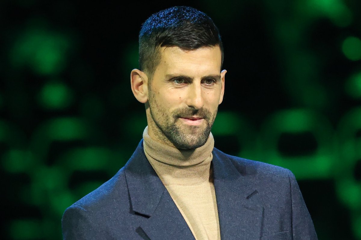 Novak Djokovic lükkab hooaja alguse edasi