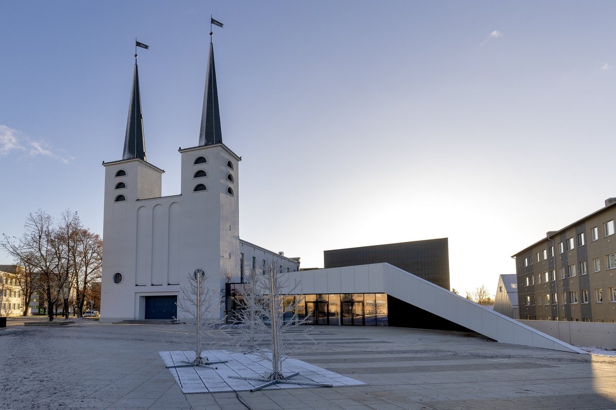 FOTOD | Laupäeval avalikkusele avatav Ukuaru muusikamaja enne ja nüüd, kulus ligi sajand hiilguseni