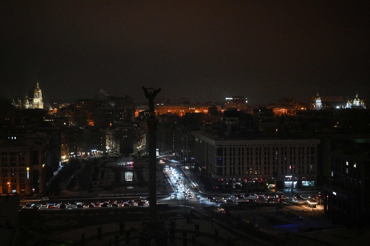 Zelenskõi kuulutas kriisi süvenedes välja energeetikasektori eriolukorra