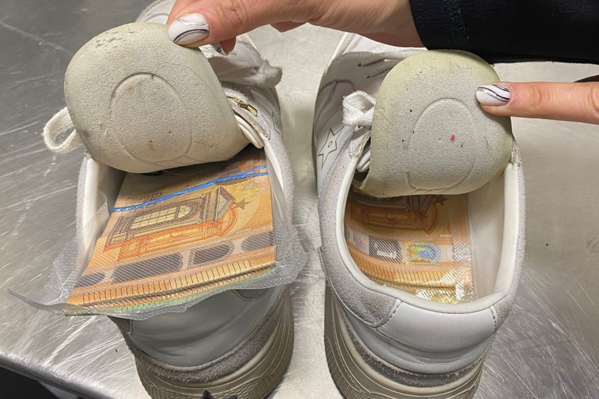 FOTOD | Eesti-Vene piiril käib vilgas skeemitamine. Mida tahetakse smugeldada? - Ärileht