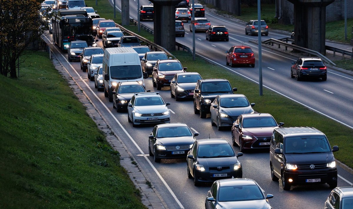 Auto vahetas omanikku, kuid maksunõue jäi kehtima – seadus lubab siiski üht erandit.