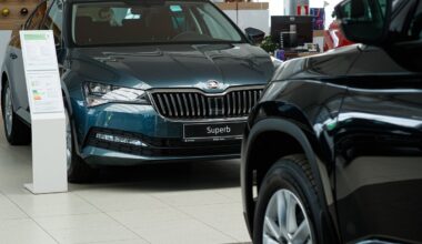 Tallinna Kaubamaja Grupp ostab kaks Škoda esindust