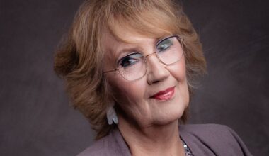 Reet Linnale löödi sõbranna poolt tööalaselt nuga selga: elu on õpetanud, et kõiki ei maksa usaldada