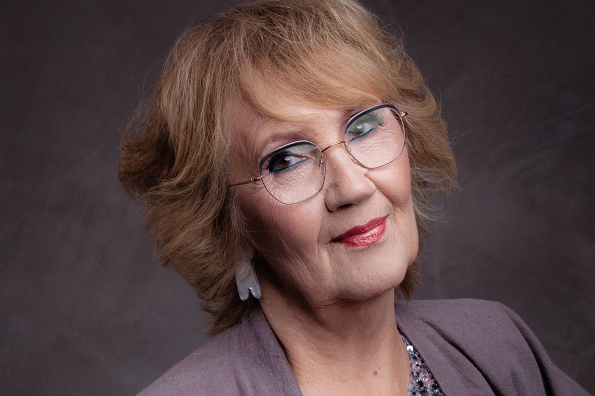 Reet Linnale löödi sõbranna poolt tööalaselt nuga selga: elu on õpetanud, et kõiki ei maksa usaldada