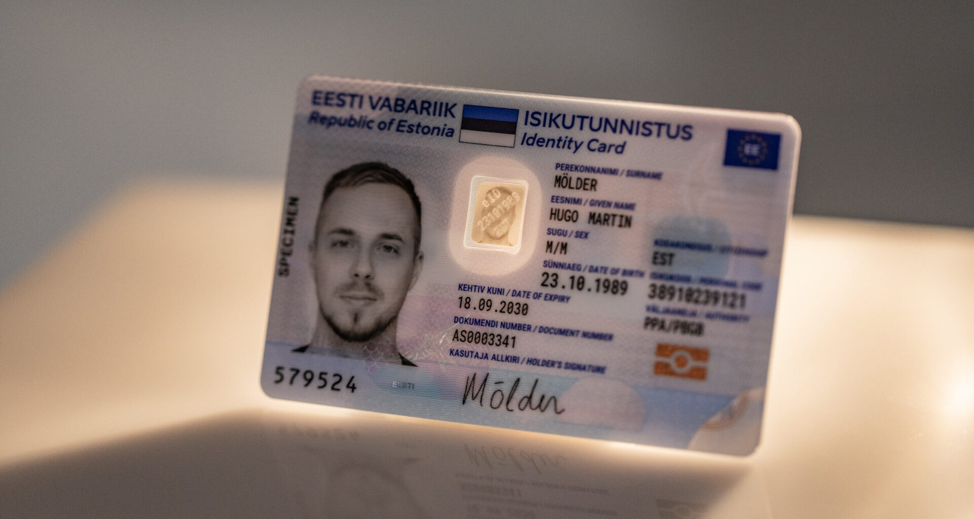 Riigi plaanid: ID-kaardiga saab tänavu viimaks telefonis autentida ja tulevikus saadetakse dokumendid otse koju