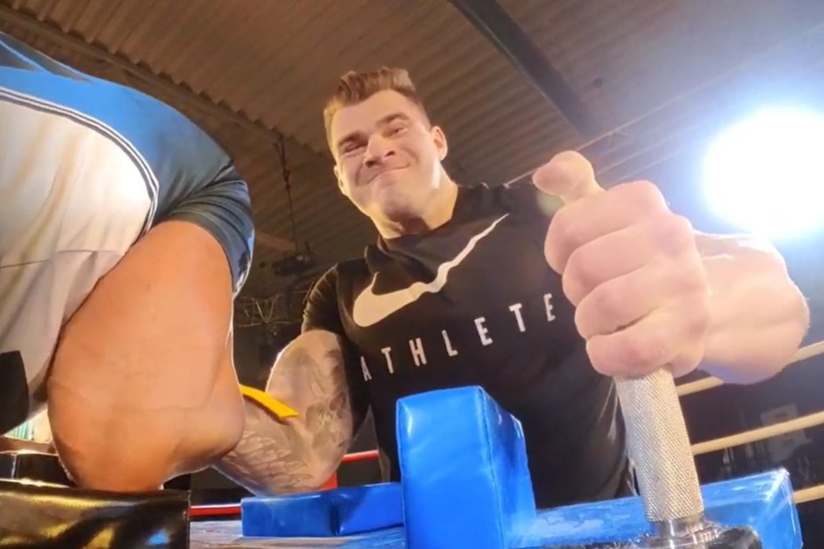 Käesurumise Euroopa meistrivõistlustele Pärnus telliti EADSE dopingukütid. Kümnest proovist osutus positiivseks kaks