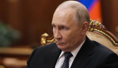 Politico: EL mõtleb Putiniga läbirääkija rolli loomisele