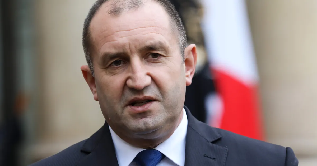 Bulgaaria president astub ennetähtaegsete valimiste eel tagasi