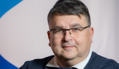 Viljandi gümnaasiumi asub märtsist juhtima Raivo Trummal