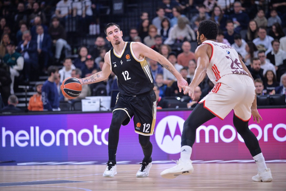 Vanameister Nando De Colo kolis tagasi Fenerbahcesse