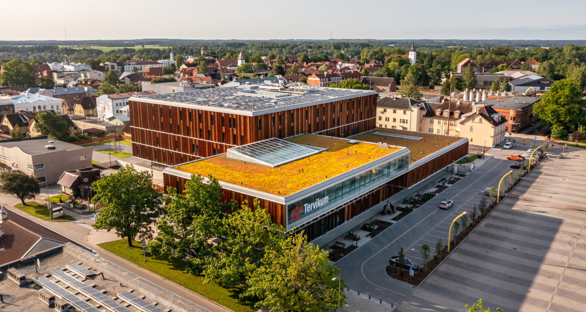 Tervikumi valgustid on patsiendisõbralikud, sulanduvad interjööri ning muudavad haigla energiatõhusamaks – Ehitusleht