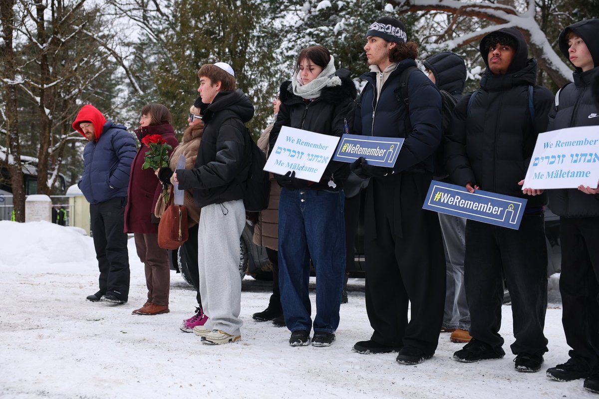 FOTOD | Rahumäe juudi kalmistul mälestati holokausti ja teiste inimsusevastaste kuritegude ohvreid