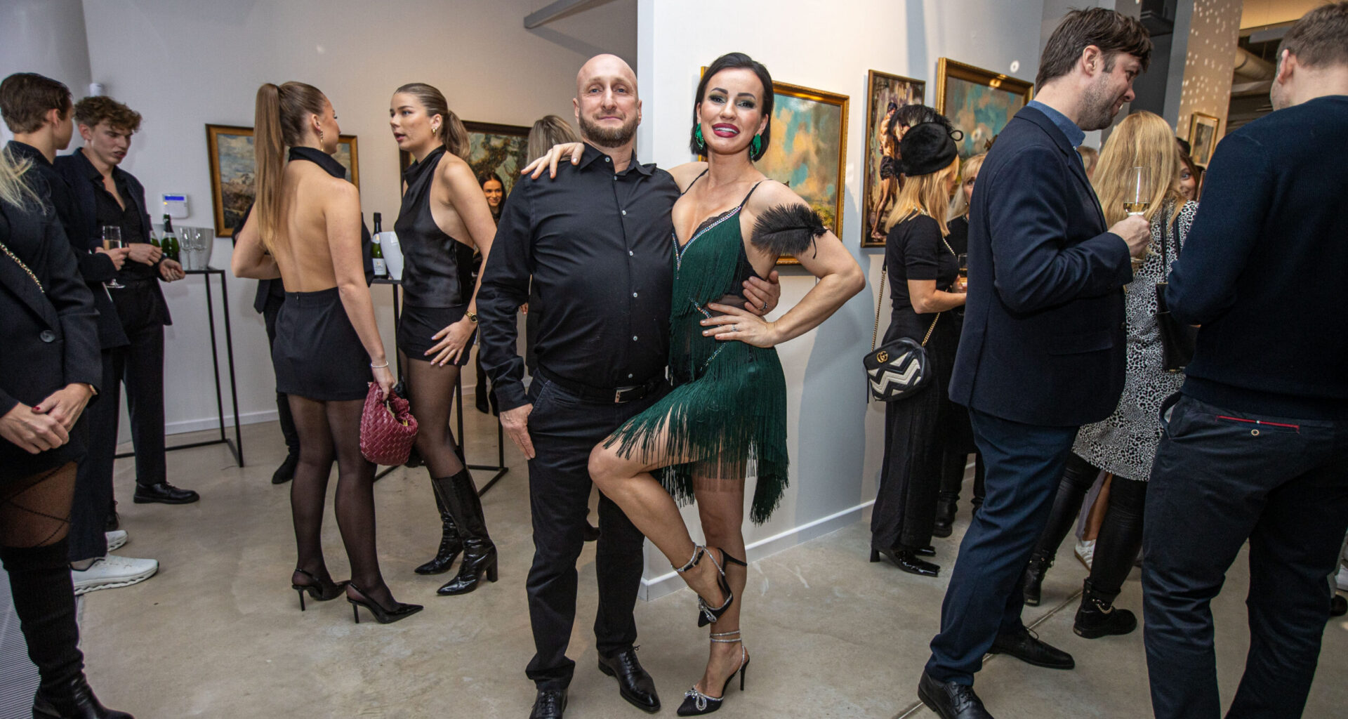 Silvia Ilvese kihlatu Marek Nõmmiku rekordiline kasiinovõit tuli ilmsiks “Laseri” mahitusel