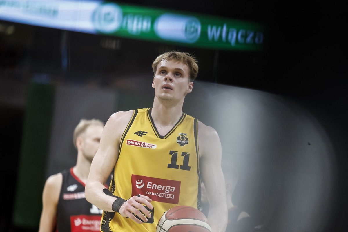 Kasper Suurorg kerkis Poolas koduklubi resultatiivseimaks, aga võistkond alustas uut aastat kaotusega