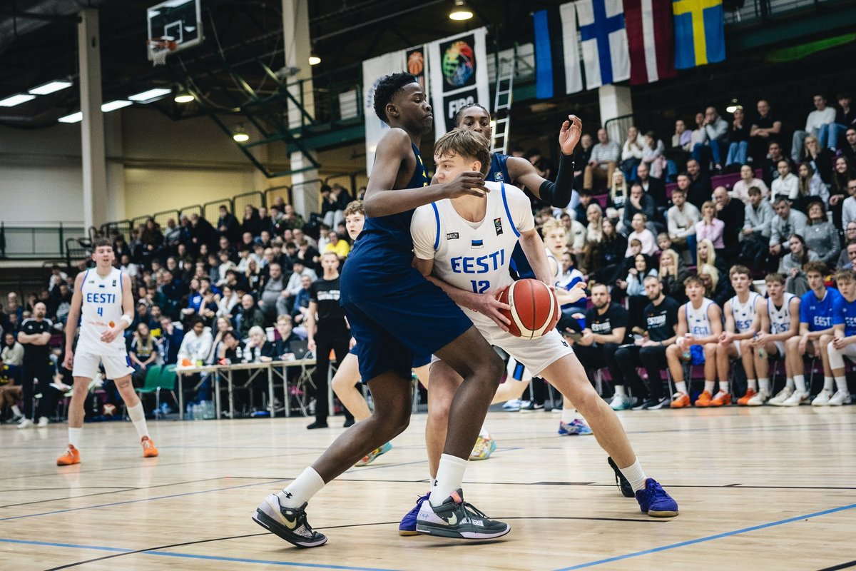 Saksamaal korvpalliharidust saav noortekoondislane Esnar: söön ja söön, aga kõik läheb pikkusesse – kaalu ei taha väga tulla