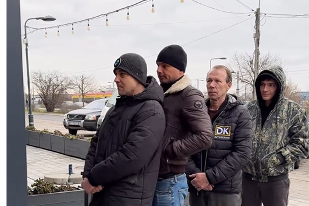 VIDEO | Mis saaks kui BMW oleks jalakäija? Ukraina remondimehed tegid lõbusa video bemmimeeste tögamiseks