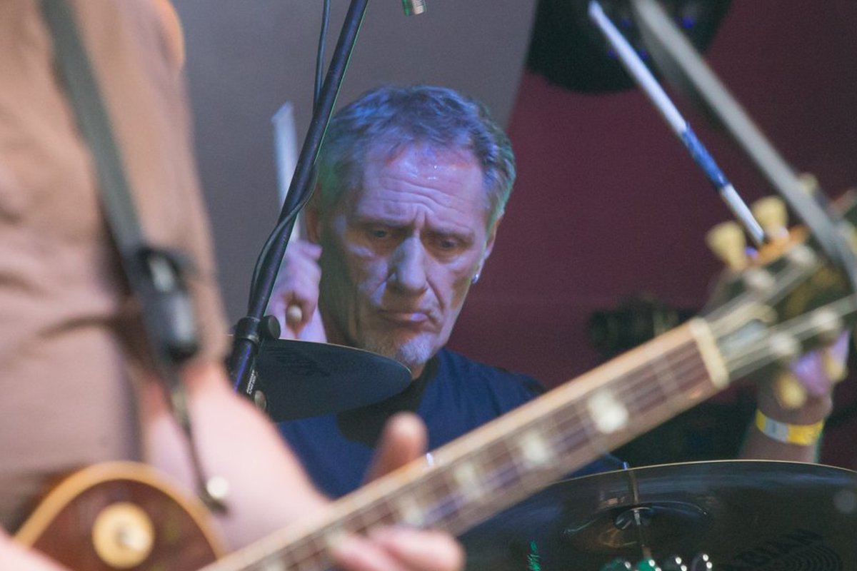 Singer Vingeri muusik pani ameti maha: juba möödunud kevadel sain aru, et jalgadega on jama majas