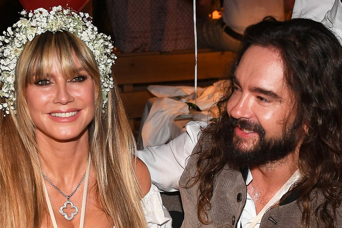 KLÕPS | Poolpaljas Heidi Klum ja tema abikaasa ei suutnud rannas teineteisest käsi eemale hoida