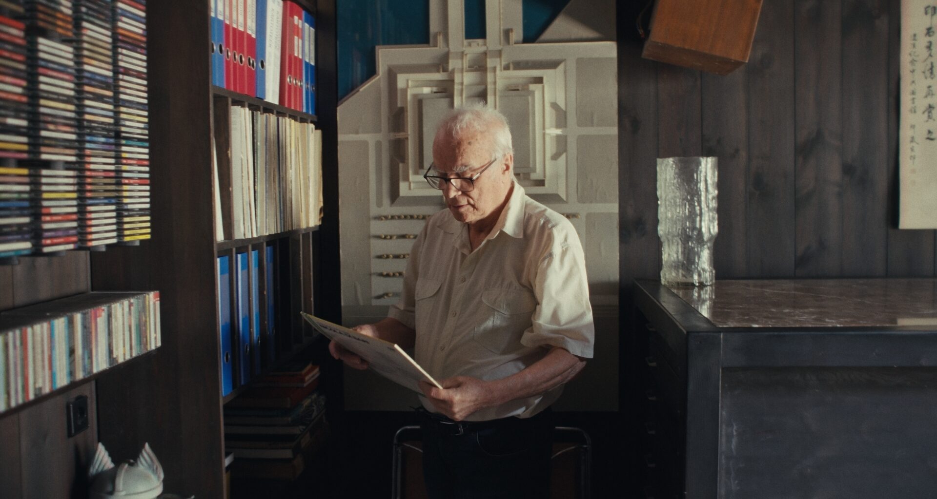 Kinodesse jõuab veebruaris dokumentaalfilm "Karp", mis portreteerib arhitekt Raine Karpi.