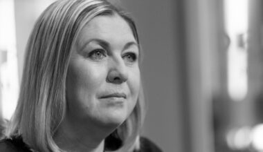 Tuntud Läti kirjanik Nora Ikstena suri 56-aastaselt