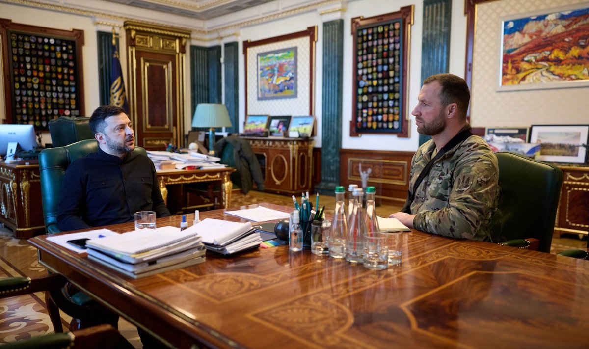 UUS MEES POSTIL: Täna teatas Zelenskõi, et sõjaväeluure ülema kohusetäitjaks saab Jevhen Hmara. Muudatused tippjuhtkonnas tekitavad Ukraina ühiskonnas suurt segadust.