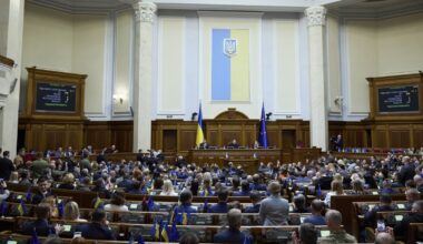 Ukraina ülemraada vabastas ametist kaitseministri, digitaalse ülemineku ministri ja SBU juhi