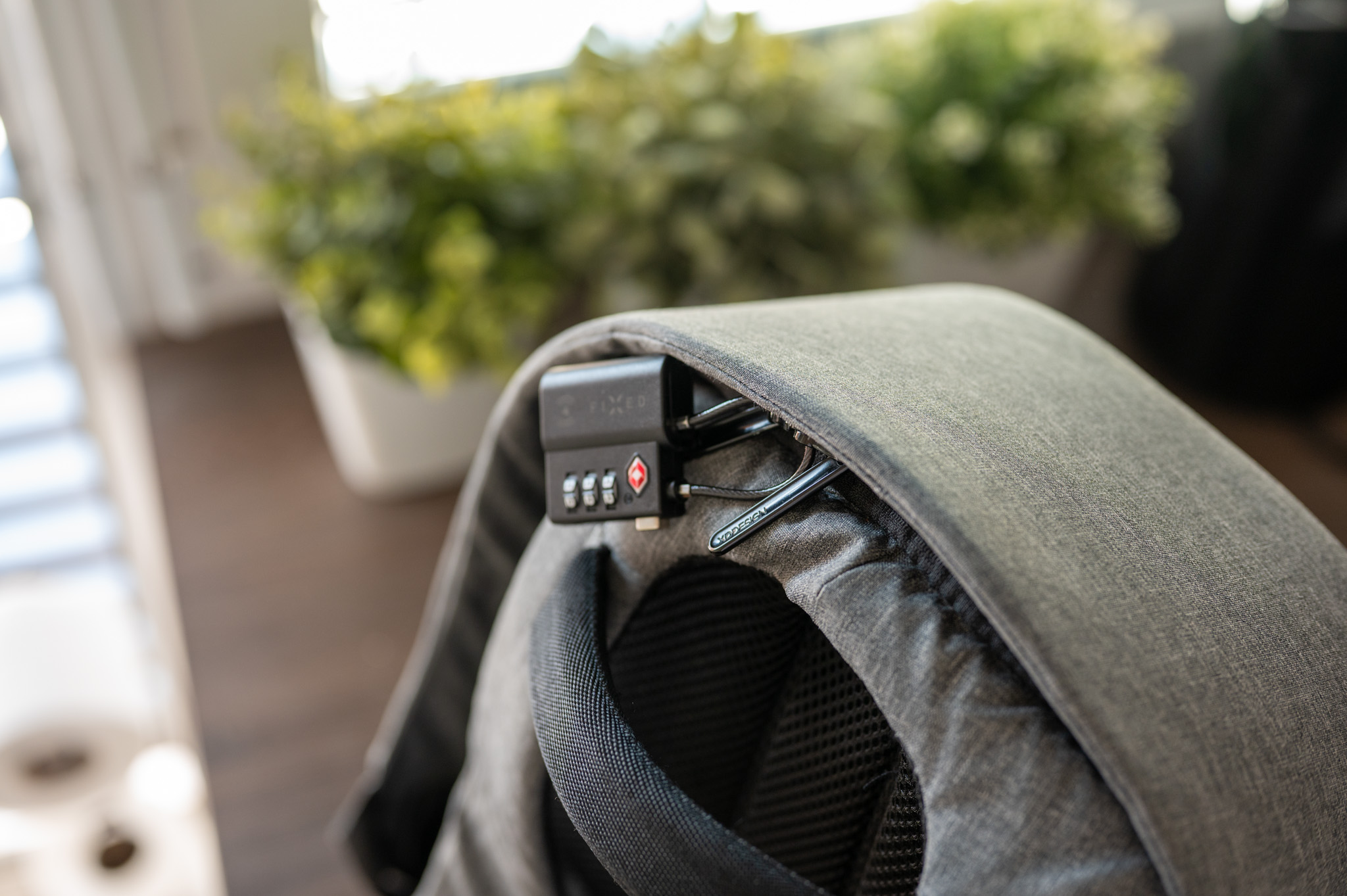 FIKSEERITUD sildilukk 10