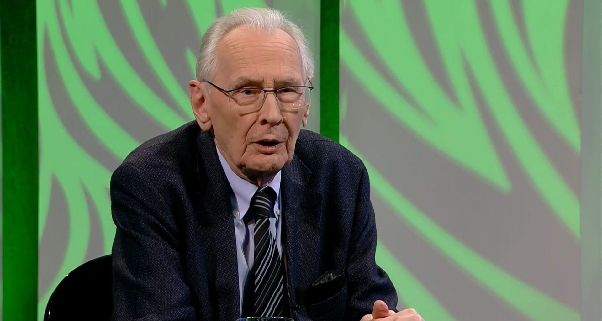 Saksa õigusteaduse kujundaja - Sirp