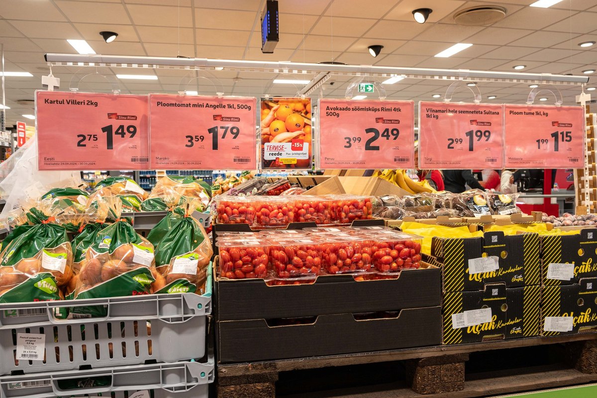 Rimi tõstis tasuta kojuveo hinnapiiri ja kehtestas ostukorvi maksumusest sõltuva pakkimistasu