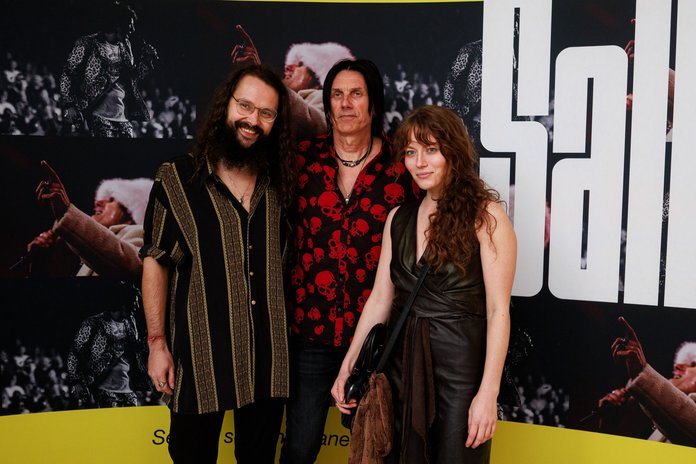 Hain ja Henessi Sal-Salleri filmi esilinastusel.