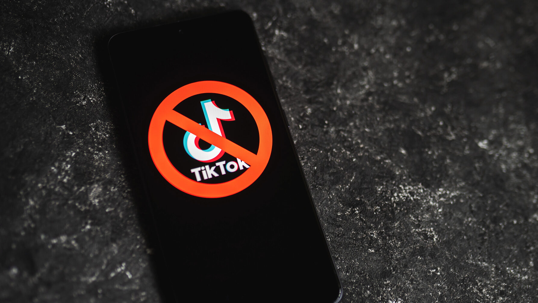 Riigi infosüsteemi amet: soovitame TikTokki endiselt mitte kasutada