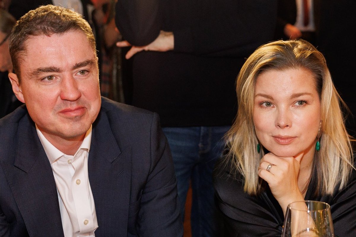 KLÕPS | Äsja lahutusest teatanud Luisa ja Taavi Rõivas võtsid uue aasta vastu teineteise seltsis