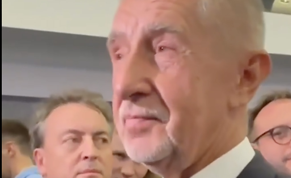 Tšehhi peaminister teatas, et eelmine valitsus toetas salaja Ukrainat ligi 700 miljoni euroga