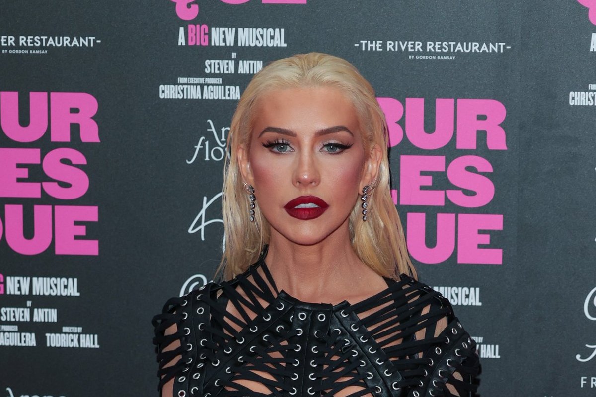 Mis juhtus? 45-aastane lauljanna Christina Aguilera näeb välja noorem kui eales varem