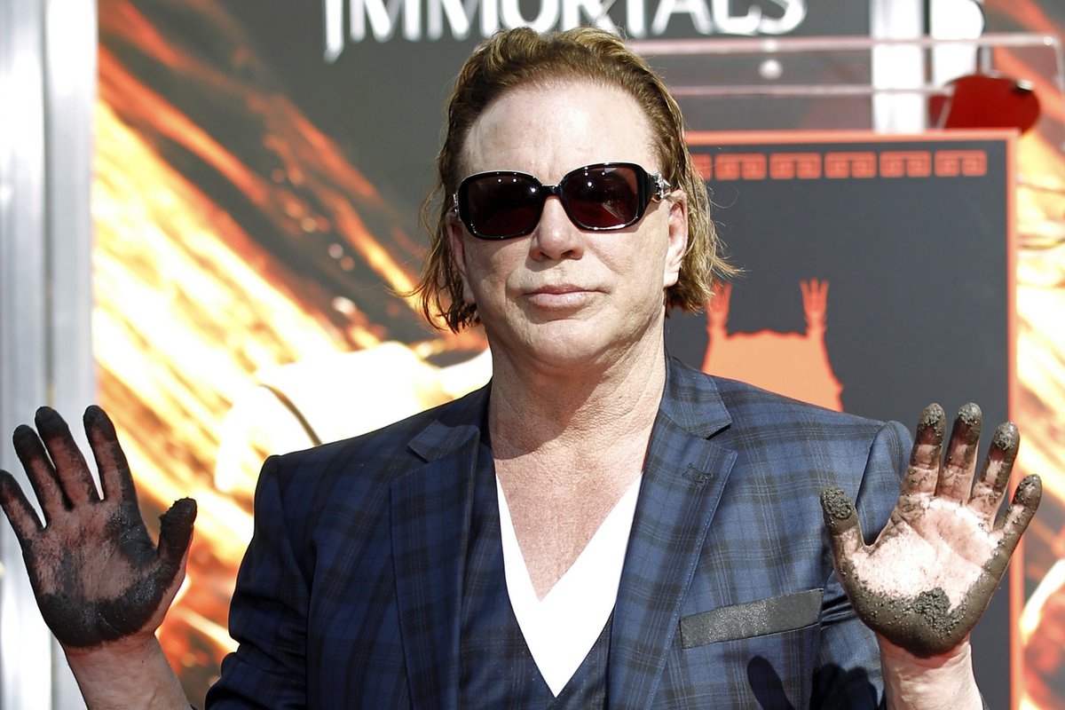 Tõsteti kodust välja? Hollywoodi näitleja Mickey Rourke on rahalistes raskustes