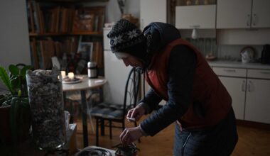 Pimedad tänavad, külmad korterid ja õhuhäire. Ukrainlased rääkisid Delfile pakases ellujäämisest